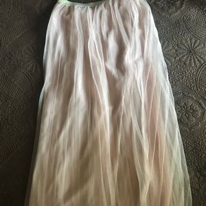Tulle pleated maxi skirt